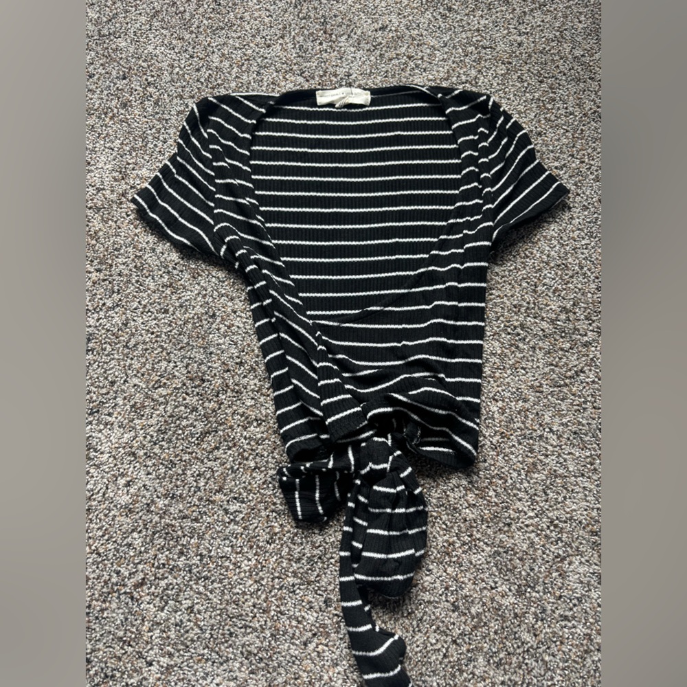 Urban outfitters XS Project Social T Black and White Striped Crop Top y2k preppy